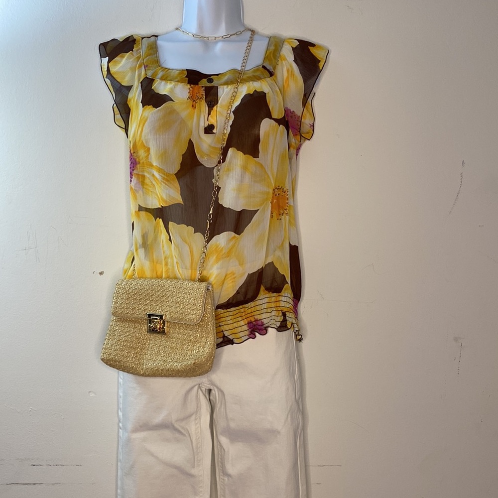15. Y2K Vintage BCX • Tropical / Floral blouse